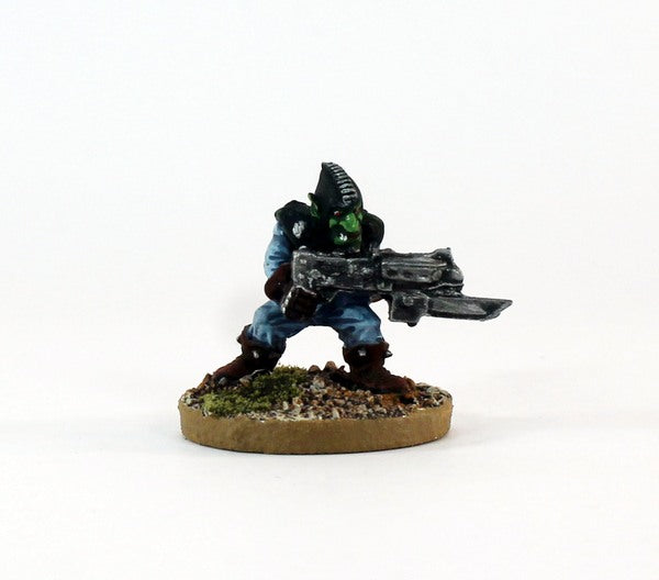 PTD IA126 Malig leaning forward with Juno Laser Rifle (1)