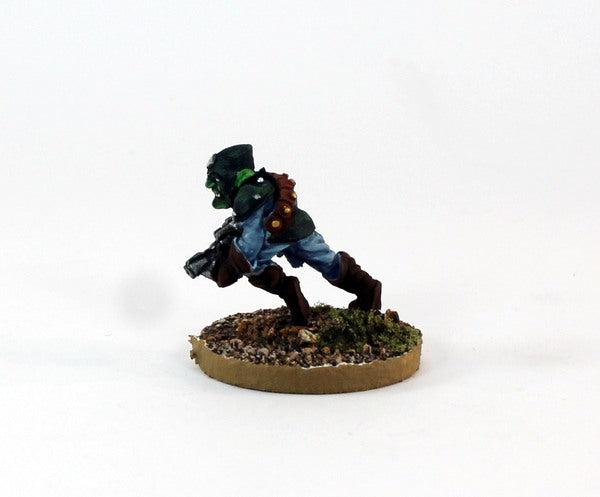 PTD IA187 Malig running with Flora Grenade Gun (1)