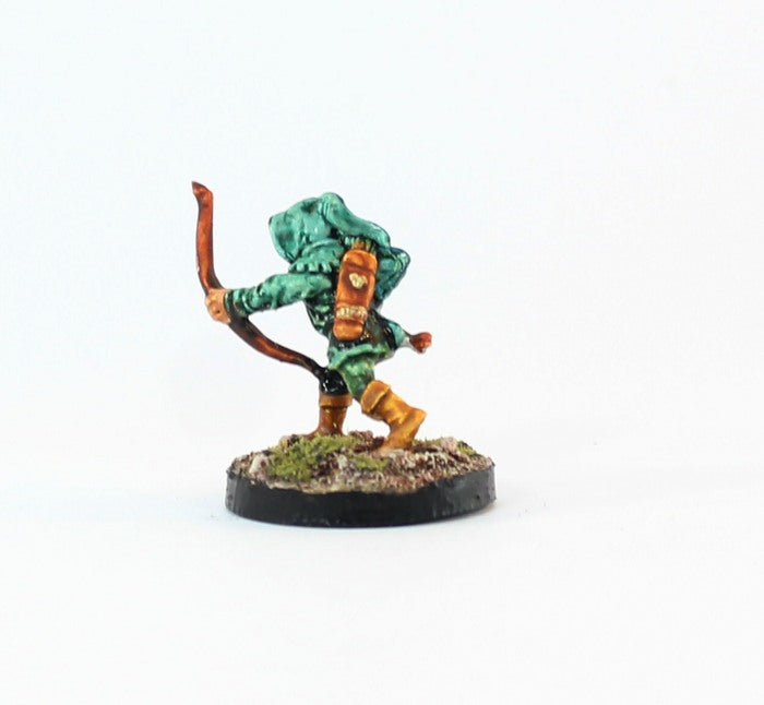 PTD CE1-01: Elf in cloak running with Bow