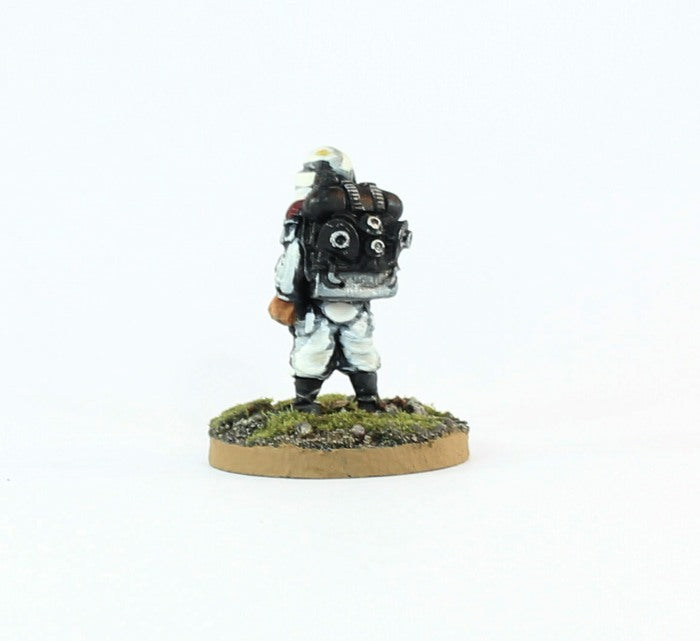 PTD IA023 Muster Private with Comms Gear - White Armour (1)
