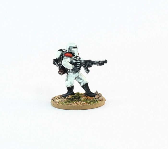 PTD IA049 Muster Private leaning back with Moth Rifle - White