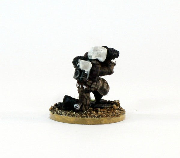 PTD IA111 PM Scout kneeling with Vision Enhancer (1)