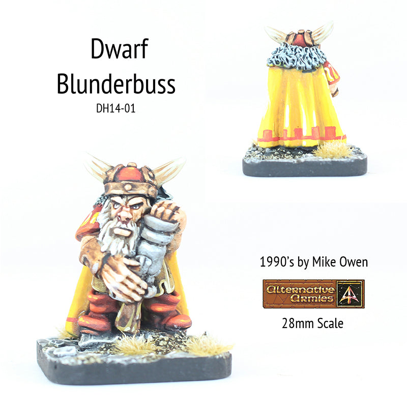 DH14-01 Dwarf loading Blunderbuss in cloak and helmet