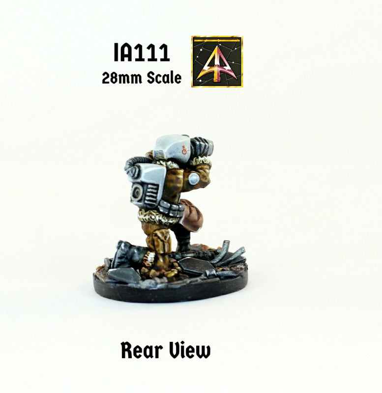 IA111 PM Scout kneeling with Vision Enhancer