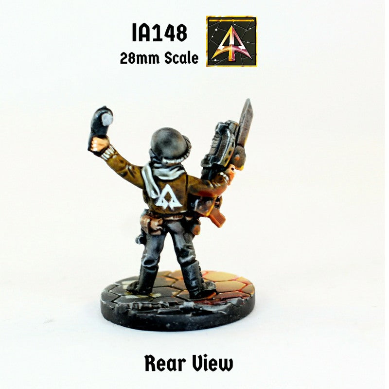 IA148 Betrayer standing