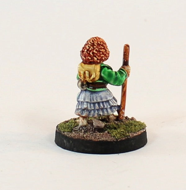 PTD CA2-03: Female Halfing barefoot walking with Staff (1)
