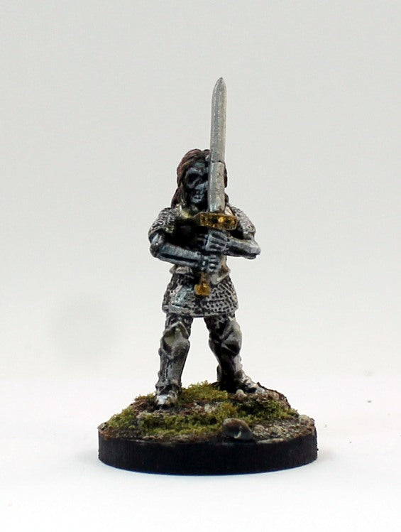 PTD VNT16-02: Skeleton in mail with two handed Sword. (1)