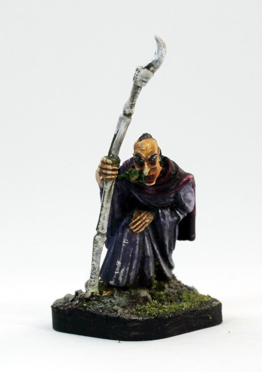 PTD VNT31-04: Necromancer walking with staff.