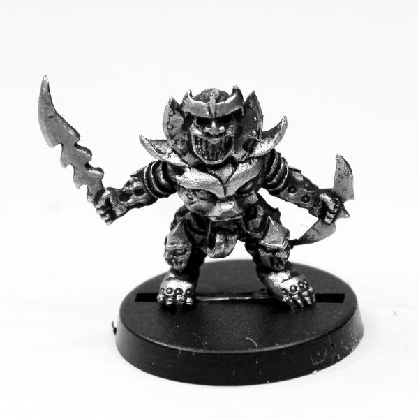 AAB014 Painblade Wielder Possessed Dwarf