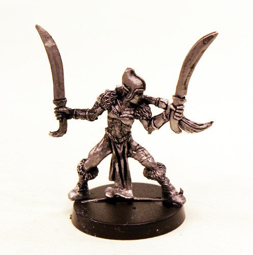 HG003 Hob Goblin Heroine with twin Yagatans