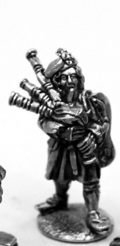 J105 Jacobite Bagpiper