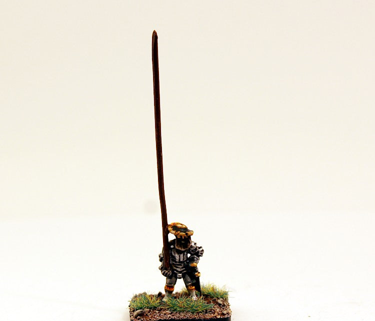 MR118 Landsknect Armoured Pike 16thC Early