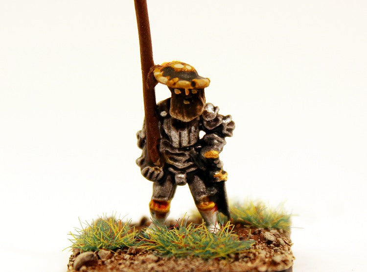 MR118 Landsknect Armoured Pike 16thC Early