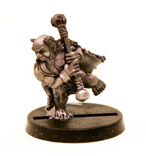 PELT008 Dwarf GemClub Pelter