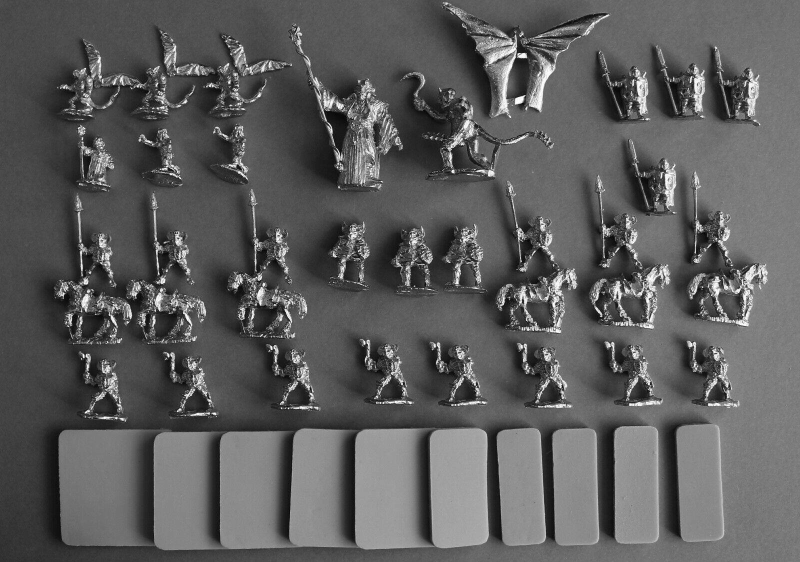 HOTT1019 Army of Chaos