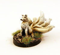 SGF155 Wild Kitsune II with separate tail (sitting)