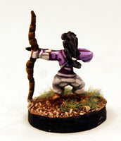 SGF99 Female Archer armed with Bow (plain legs)