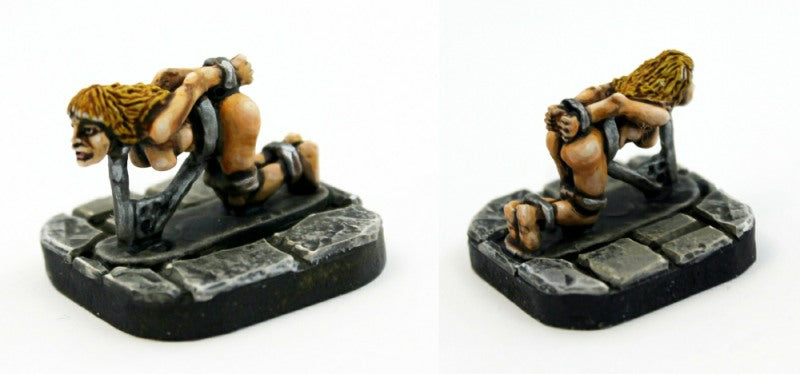 TOR14e Kneeling Bound Woman