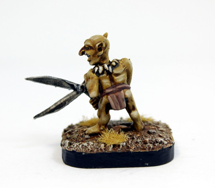 TOR18b Goblin with Scissors