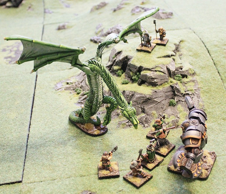 VNT33 The Wyvern Kildane - 200mm wingspan with free 28mm Human Knight!