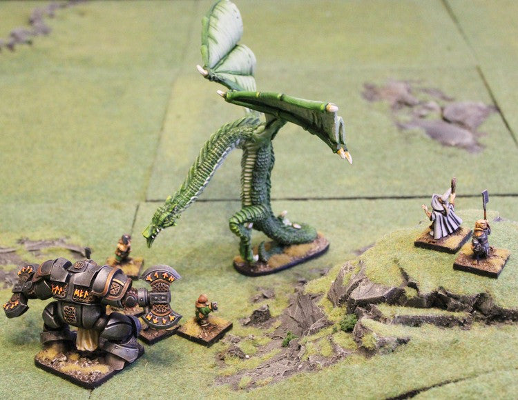 VNT33 The Wyvern Kildane - 200mm wingspan with free 28mm Human Knight!