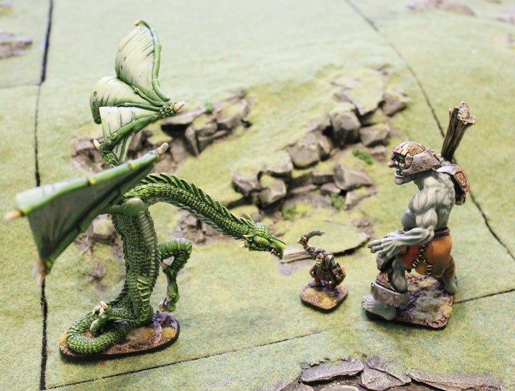 VNT33 The Wyvern Kildane - 200mm wingspan with free 28mm Human Knight!