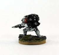 PTD IA058 Retained Jupon, Ducking with Angis Rifle - White Armour  (1)