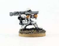 PTD IA068 Muster Private, Kneeling with Anvil 888 - White Armour  (1)