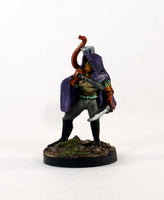 CE22-05: Elf Assassin masked with Bow and Blade