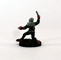 PTD CE22-03 Masked Elf Assassin kneeling