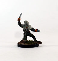 PTD CE22-03 Masked Elf Assassin kneeling