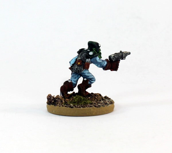 PTD IA182 Malig running with Cupid Laser Pistol (1)