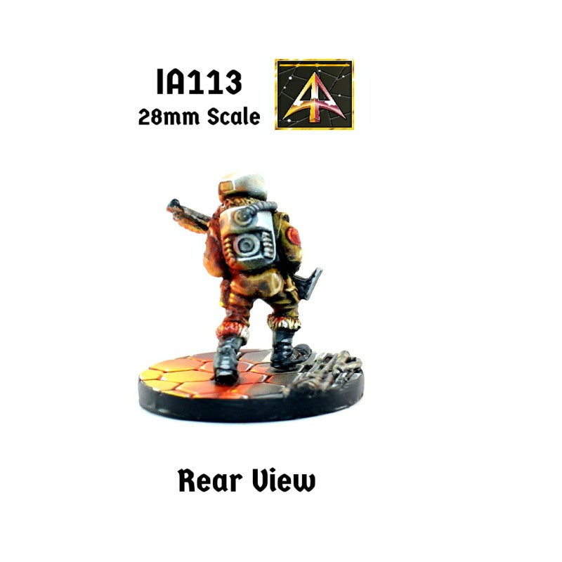 IA113 PM Trooper advancing Moth Rifle