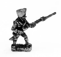 P100 Prussian Fusilier Musketeer Advancing