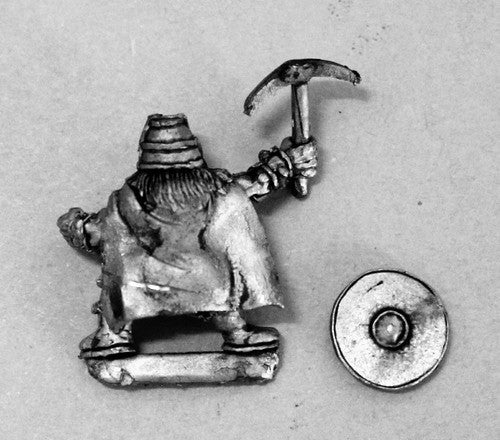 DWM007 Dwarf Warrior with Pick