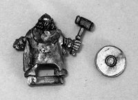 DWM008 Dwarf Warrior with Hammer