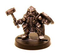 DWM008 Dwarf Warrior with Hammer