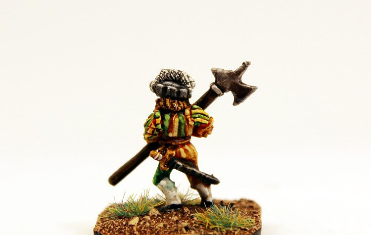 MR106 Landsknecht Halberd Shouldered